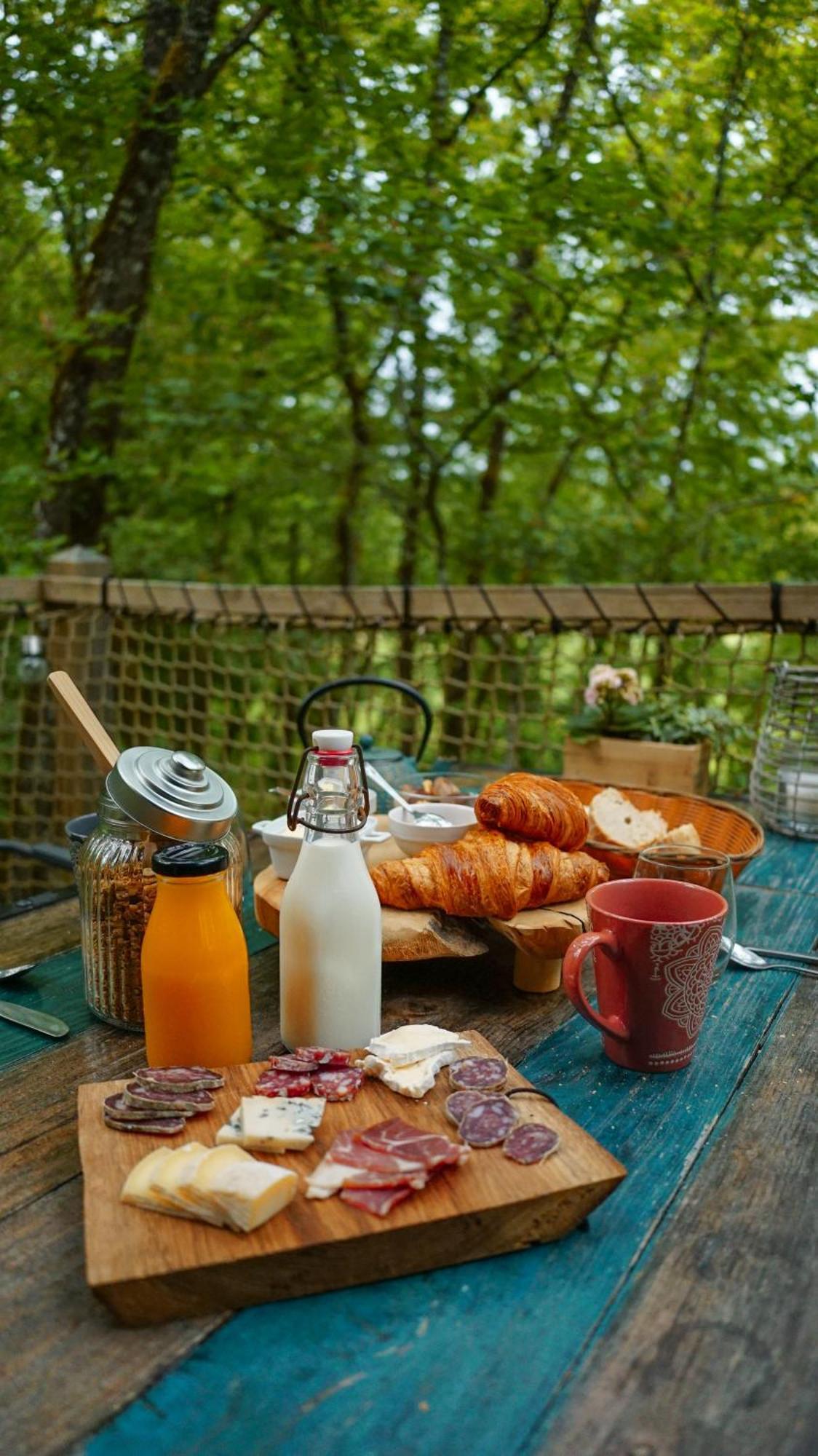Lodge Nid'en'o Et Lot Et Dordogne *