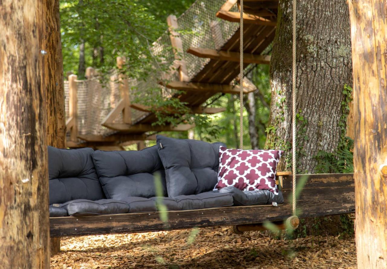 Lodge Dans Les Arbres Avec Lot Et Dordogne *